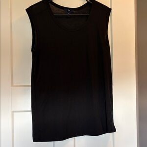 GAP Classic Black Muscle Tee